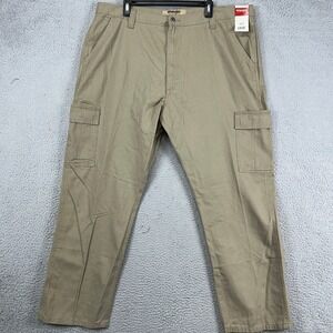 Wrangler Authentics Mens Cargo Pants 42X30 Tan Flat Front Straight Pockets NEW‎